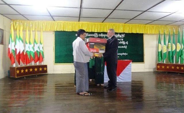 Myanmar’da Eğitime Destek Devam Ediyor