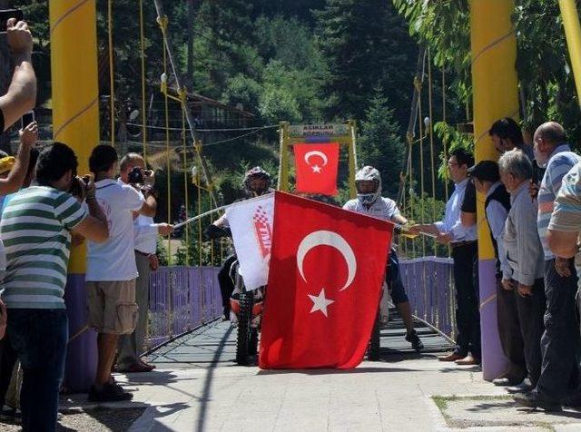 Türkiye Enduro Yarışı’nın Seremoni Startı Verildi