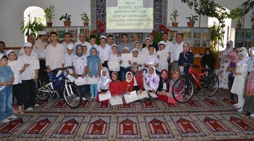 Kur&rsquo;an Kursu &Ouml;ğrencileri Arasında Bilgi Yarışması D&uuml;zenlendi