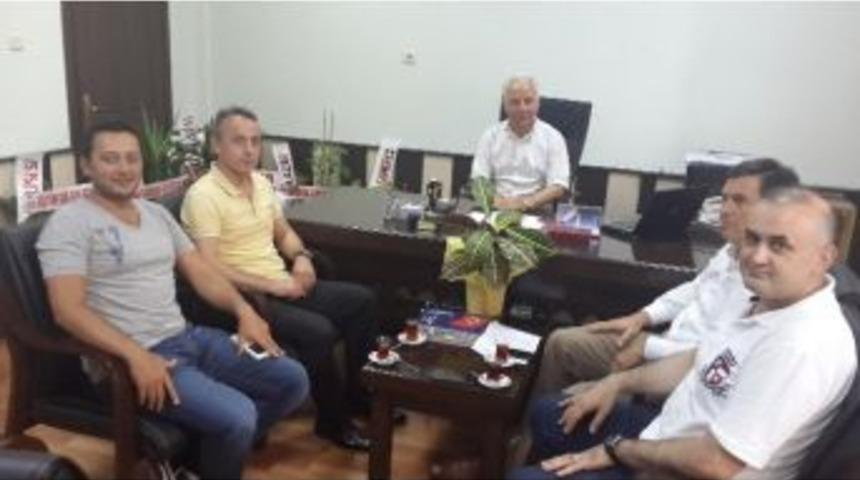 Devrek Spor&rsquo;dan İl&ccedil;e Milli Eğitim M&uuml;d&uuml;r&uuml; Tun&ccedil;kaya&rsquo;ya Ziyaret