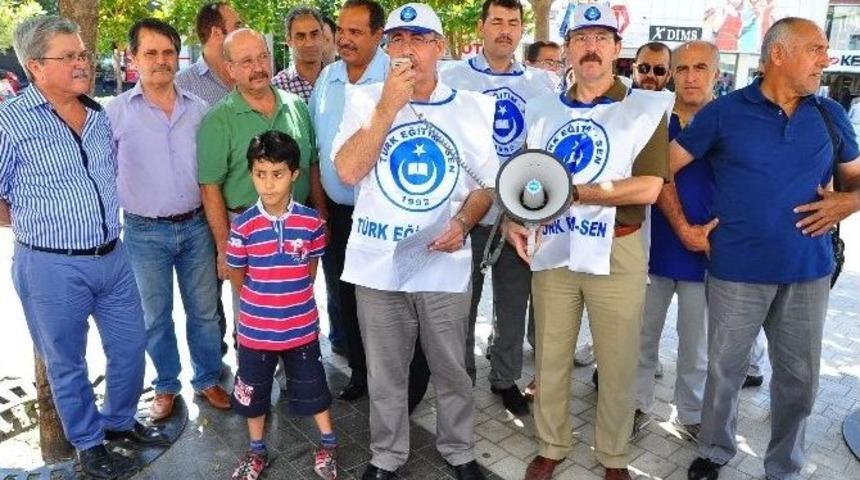 T&uuml;rk Eğitim-sen Y&ouml;netici Atama Y&ouml;netmeliğine Tepki G&ouml;sterdi