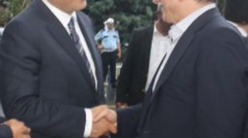 Ak Parti Trabzon İl Başkanı G&uuml;nnar, Davutoğlu&rsquo;nu Tebrik Etti