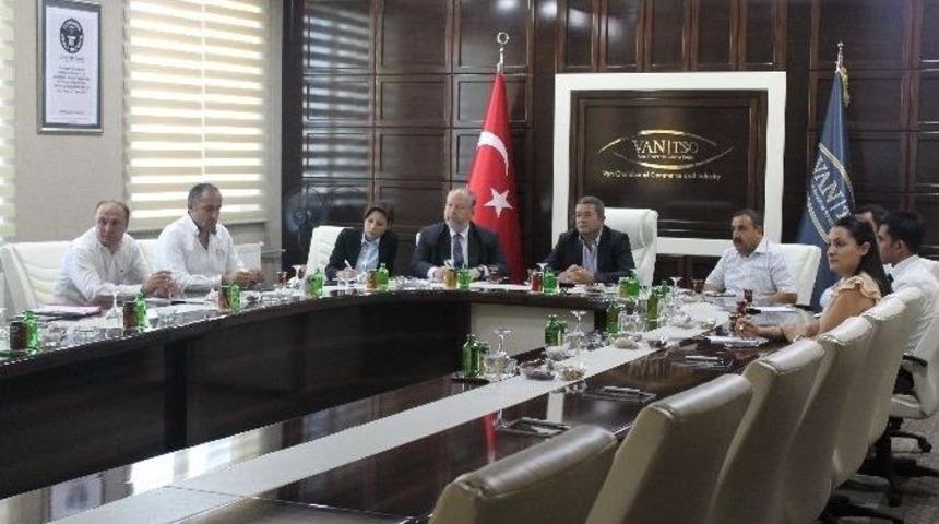 Abd&rsquo;li Heyetten Van Tso&rsquo;ya Ziyaret