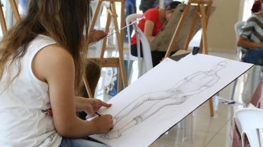 As&uuml; Resim İş &Ouml;ğretmenliği Proğramını 30 Aday Kazandı