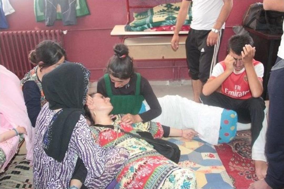 Işid Zulm&uuml;nden Ka&ccedil;an Ezidilerin G&ouml;zyaşları