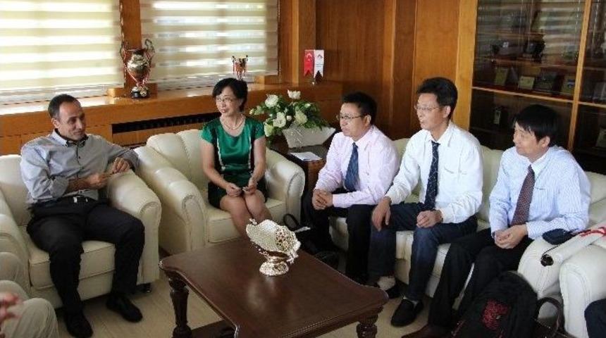 F&uuml; İle Anhuı Teknoloji &Uuml;nıversitesi Arasında İkili İşbirliği Anlaşması İmzalandı