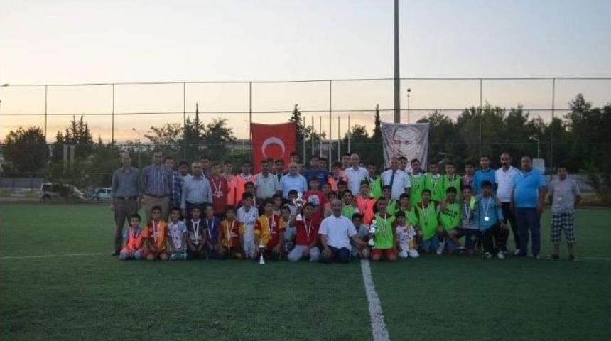 Kuran Kursları Arası Futbol Turnuvası D&uuml;zenlendi