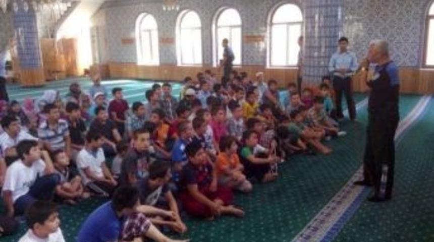 Polis &Ccedil;ocukları Uyardı