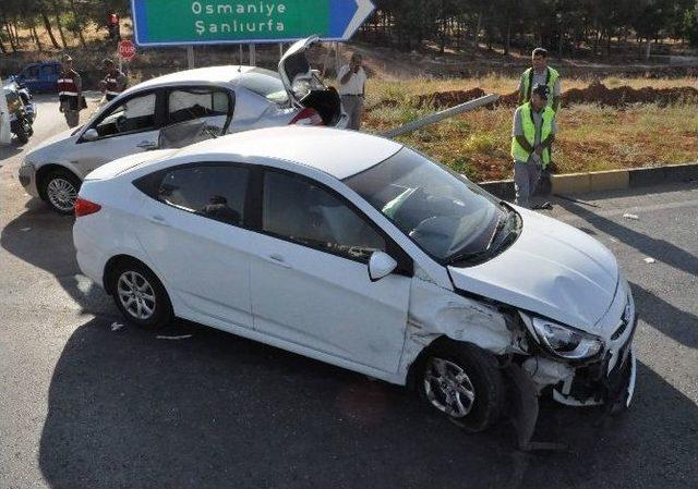 Gaziantep’te Trafik Kazası: 2 Yaralı