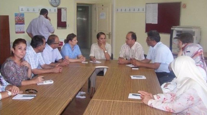 Milletvekili En&ccedil;: "korkuteli Eğitimindeki &Ccedil;ıtayı Daha Yukarılara &Ccedil;ıkarmak İ&ccedil;in &Ccedil;alışmalar Yapacağız"