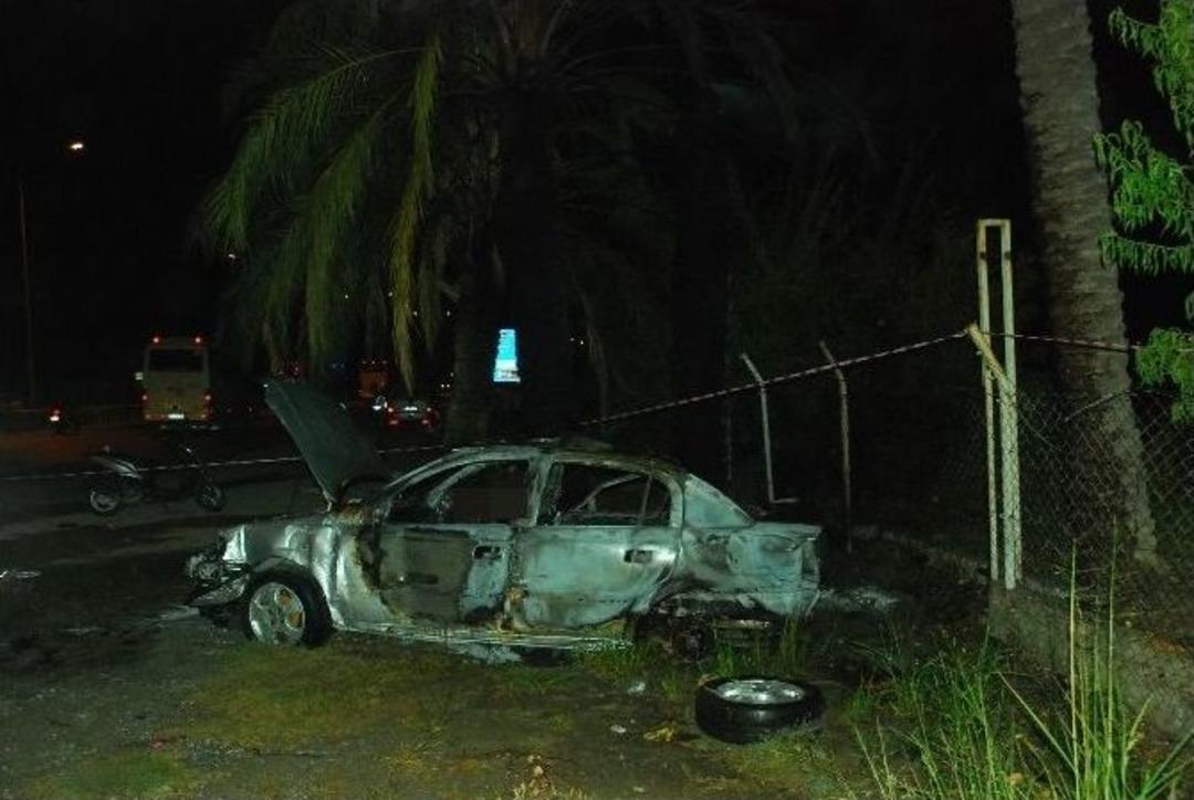 Aracın İ&ccedil;inde Yanarak Can Verdi