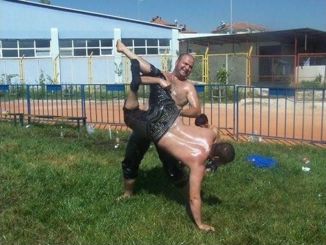 Güreşçiler Altın Kiraz Yayla Güreşleri’ne Hazırlanıyor 2