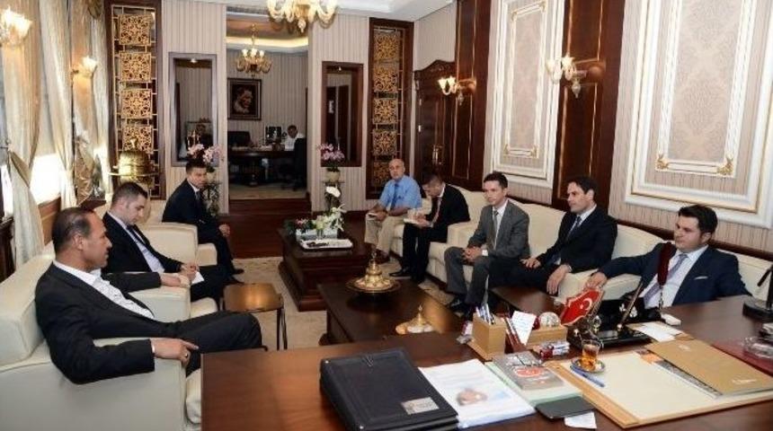 &ldquo;bizim Avrupalılar&rdquo; H&uuml;seyin S&ouml;zl&uuml;&rsquo;y&uuml; Ziyaret Etti