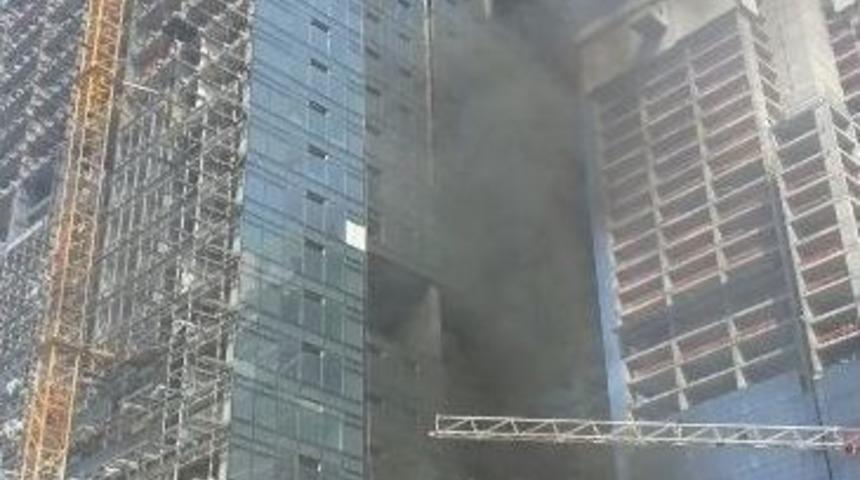 Mecidiyek&ouml;y&rsquo;de Korkutan Yangın