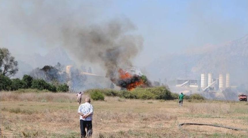 Antalya&rsquo;da Korkutan Yangın