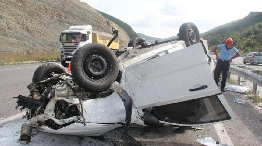 Azerbaycan Plakalı Otomobil Takla Attı: 6 Yaralı