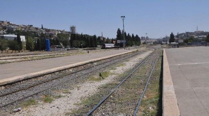 T&uuml;rk Ulaşım Sen&rsquo;den Gar Projesine Destek