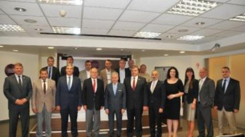 İto&rsquo;dan Esiad&rsquo;a Ziyaret