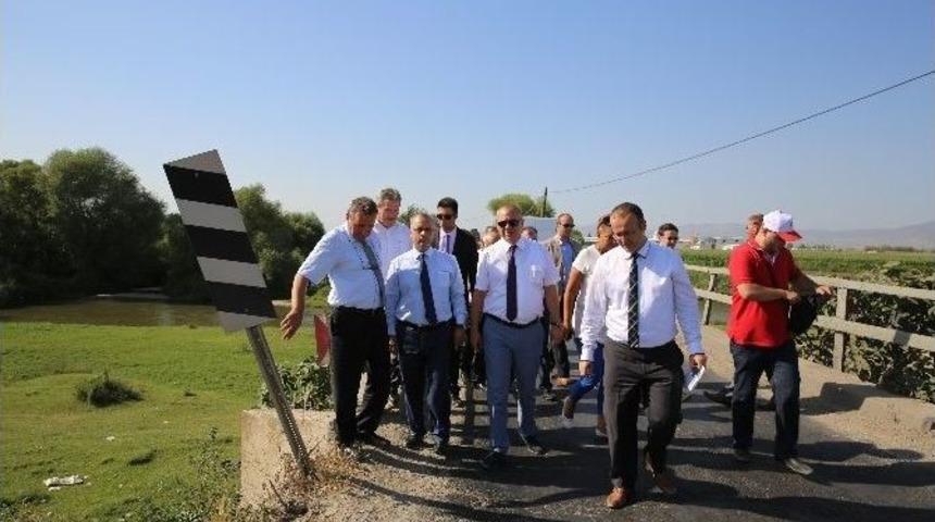 Başkan Erg&uuml;n&rsquo;den Salihli&rsquo;ye K&ouml;pr&uuml; M&uuml;jdesi