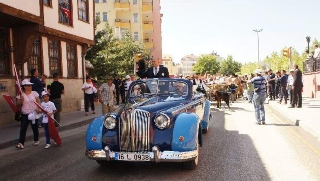 Şapka Ve Kıyafet İnkılabının 89. Yıld&ouml;n&uuml;m&uuml;