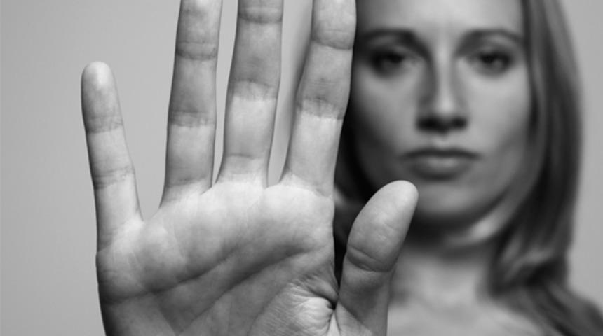 Şiddet uygulayanlarda d&uuml;rt&uuml; bozukluğu var!