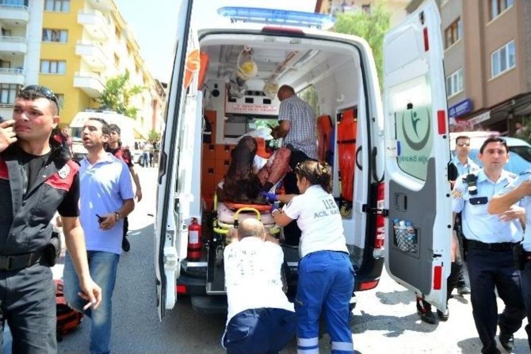 Başkent&rsquo;te Silahlı &Ccedil;atışma: 3&rsquo;&uuml; Polis, 5 Yaralı