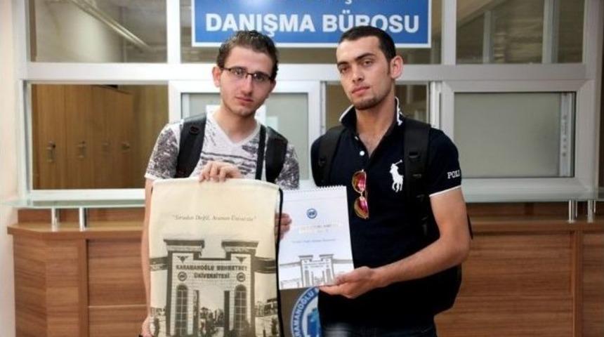 Km&uuml;&rsquo;de Uluslararası &Ouml;ğrenci Kayıtları Sona Erdi