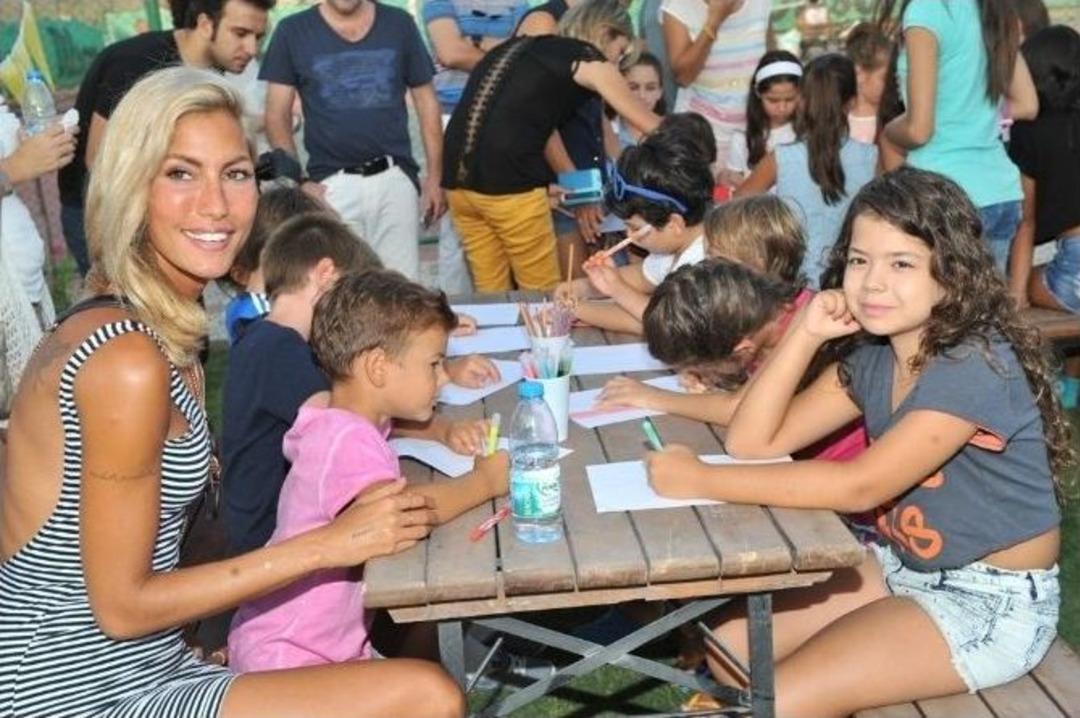 &Ccedil;ağla Şikel Minik Tenis&ccedil;ilerle