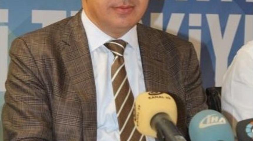 Ak Parti İzmir İl Başkanı B&uuml;lent Delican: