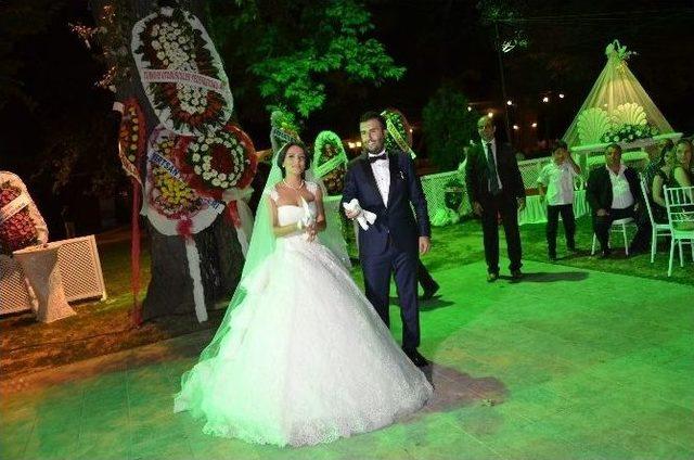 Eski Kırkpınar Ağası Altunhan&rsquo;ın Mutlu G&uuml;n&uuml; 1