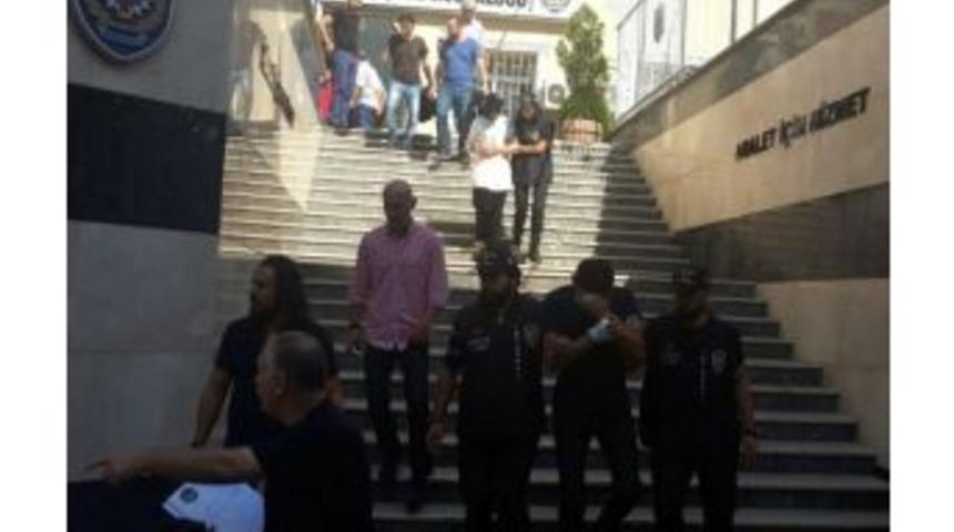 Musevi &Ccedil;iftin Katil Zanlıları Adliyeye Sevk Edildi