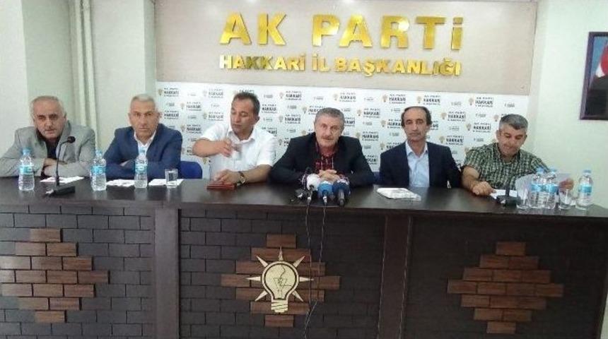 Ak Parti’den Olağanüstü Kurultay Açıklaması