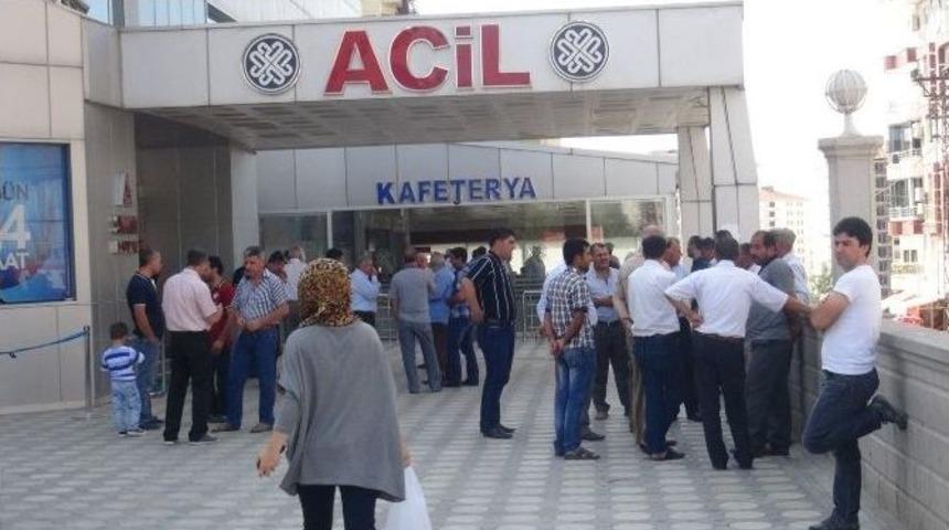 Cami Avlusunda Arkadaşıyla Dama Oynarken Silahla Vuruldu