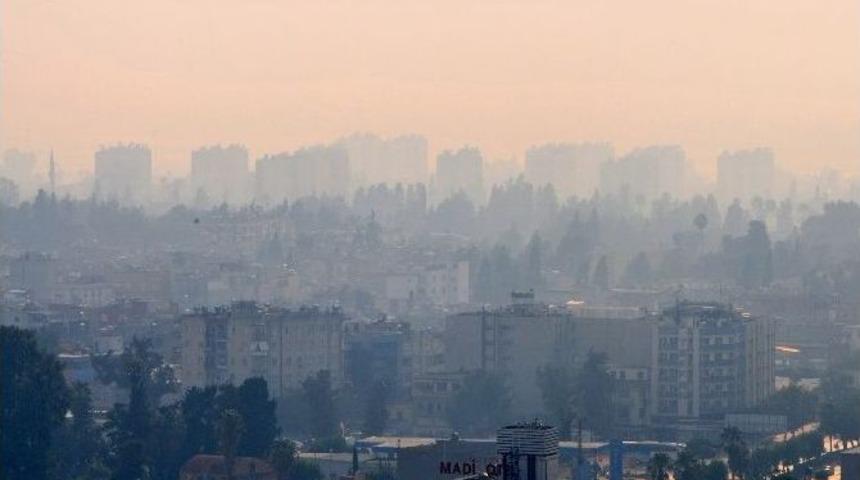 Adana&rsquo;nın &Uuml;st&uuml;ne Anız Kabusu &Ccedil;&ouml;kt&uuml;