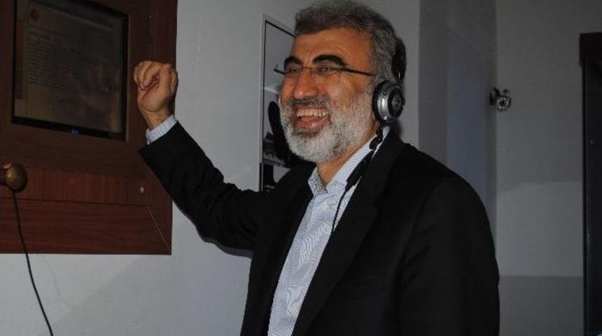 Bakan Yıldız&rsquo;a M&uuml;zik Terapisi