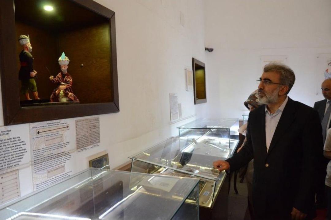 Enerji Ve Tabii Kaynaklar Bakanı Yıldız: