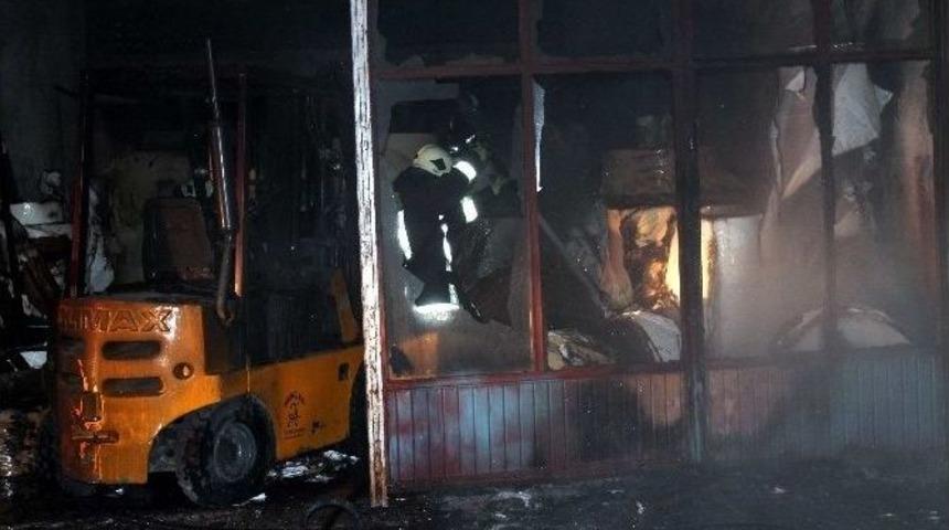Konya&rsquo;da İş Yeri Yangını