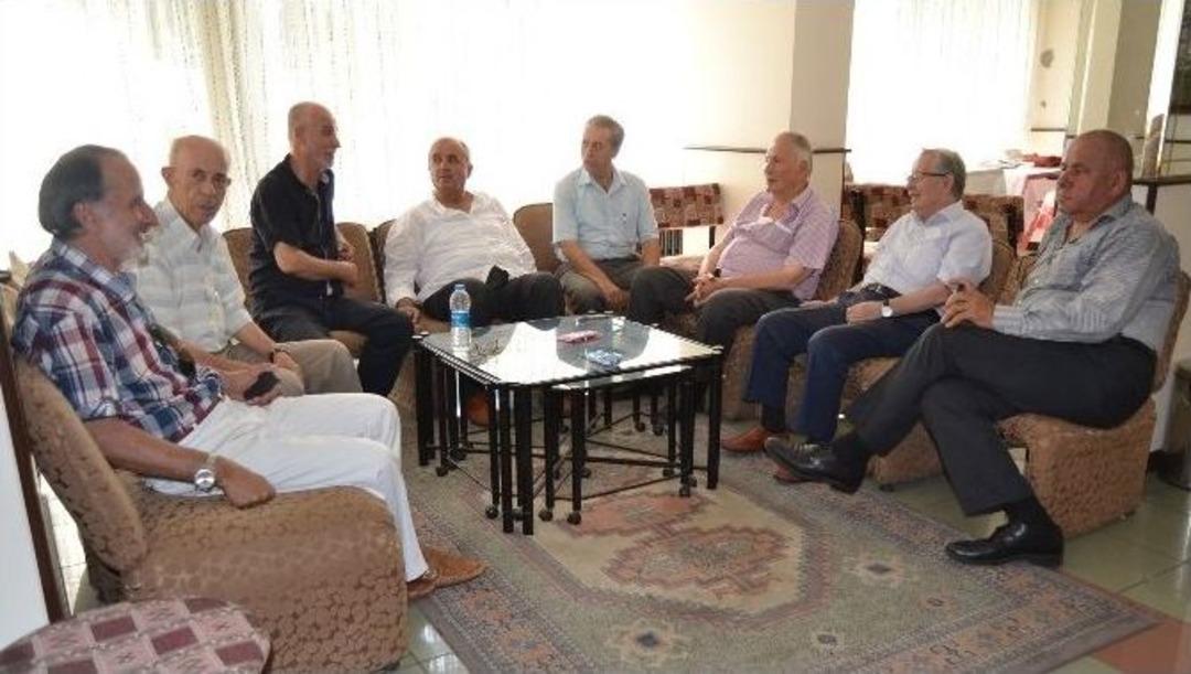 (&ouml;zel Haber) Yakınları Ve Akrabaları Davutoğlu&rsquo;nun Bilinmeyenlerini Anlattı