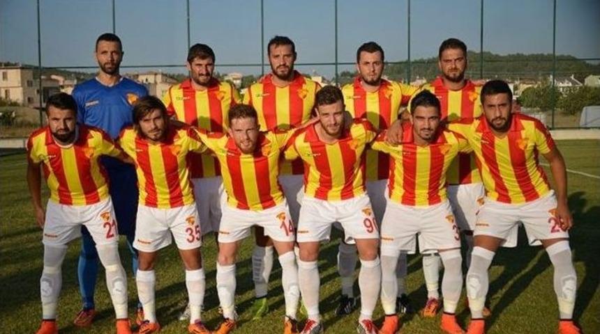 Urla Adnan S&uuml;vari&rsquo;de G&ouml;ztepe-altınordu D&uuml;ellosu: 1-1