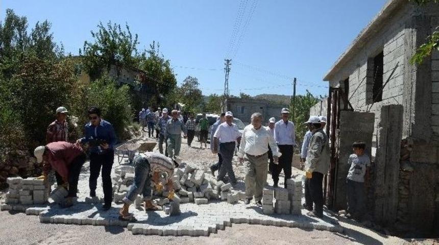 Kahramanmaraş&rsquo;ta Yol &Ccedil;alışmaları