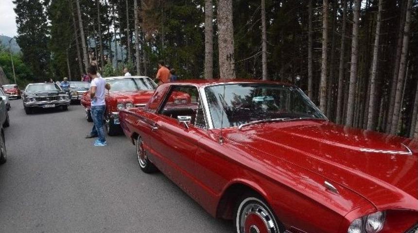 Klasik Otomobiller Trabzon&rsquo;da Buluştu