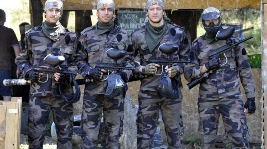 Beşiktaş İntegral Forex, Paintball Oynadı