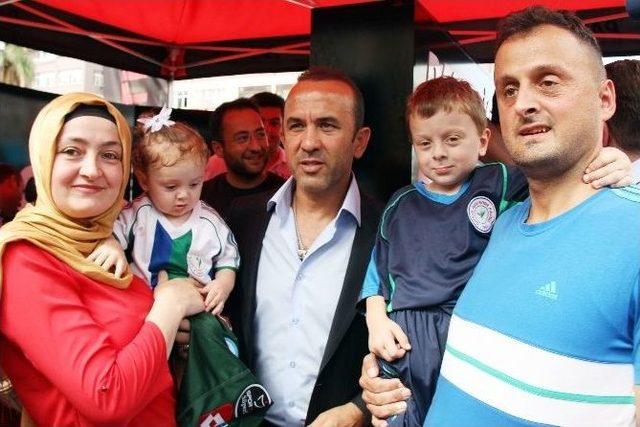 Çaykur Rizespor Taraftarından Özdilek’e Yoğun İlgi