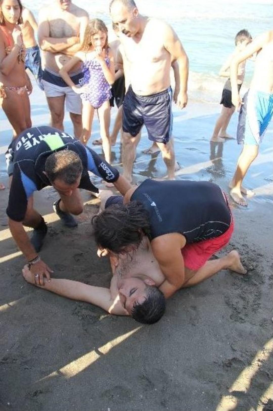 Samsun&rsquo;da 1 Kişi Boğuldu, Boğulma Tehlikesi Ge&ccedil;iren &Ccedil;ok Sayıda Kişi Kurtarıldı