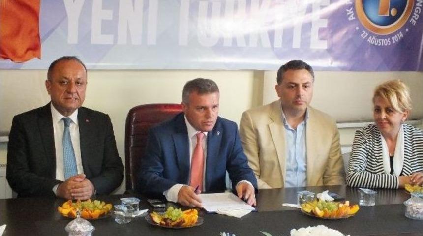 Ak Parti Kastamonu İl Başkanı Av. Metin &Ccedil;elik,