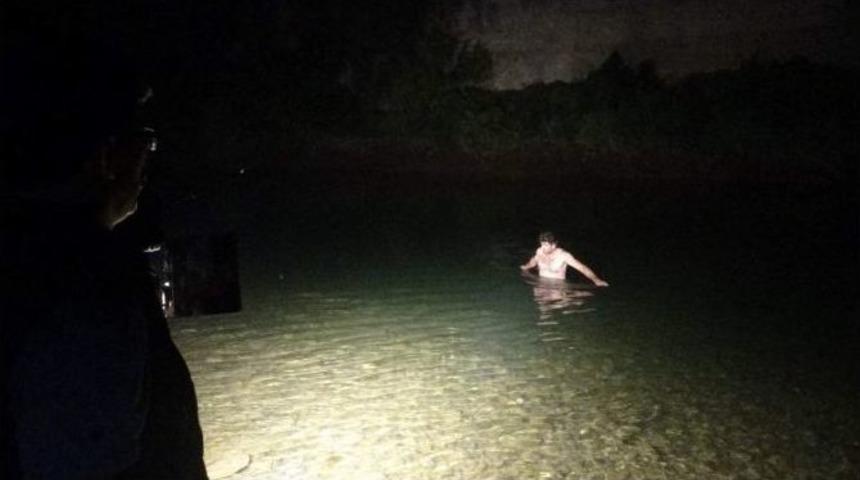 1 Kız &Ccedil;ocuğunun Cesedine Ulaşıldı