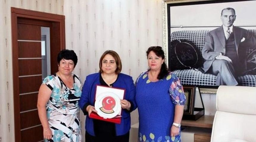 Romanya Heyetinden T&ouml;re&rsquo;ye Anlamlı Ziyaret