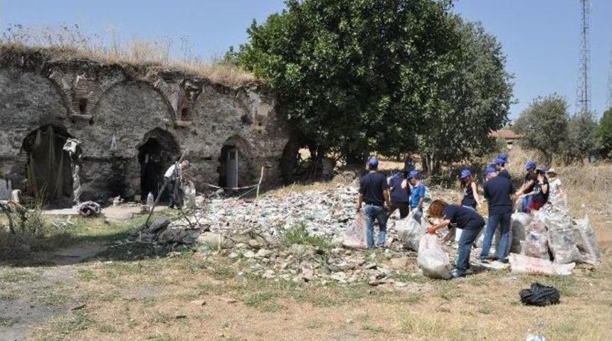 Tire&rsquo;de Tarihi Temizlik