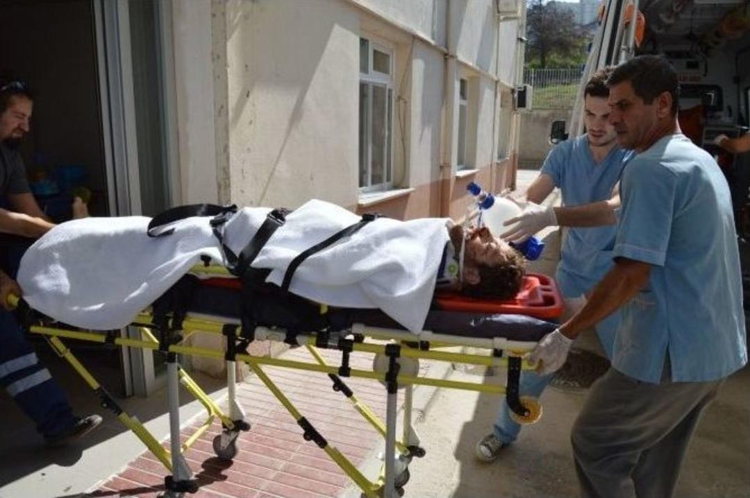 Motosiklet Kazası: 1 &Ouml;l&uuml;