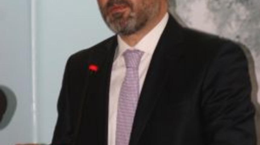 Başkan Yılmaz, T&uuml;rkmen&rsquo;e Rest &Ccedil;ekti